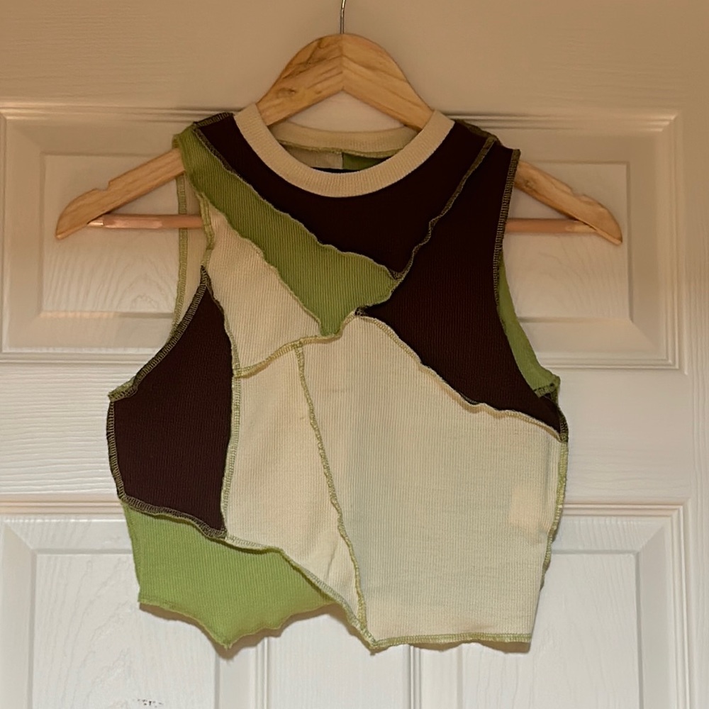 Cider Sleeveless Crop Top Women’s Size Medium